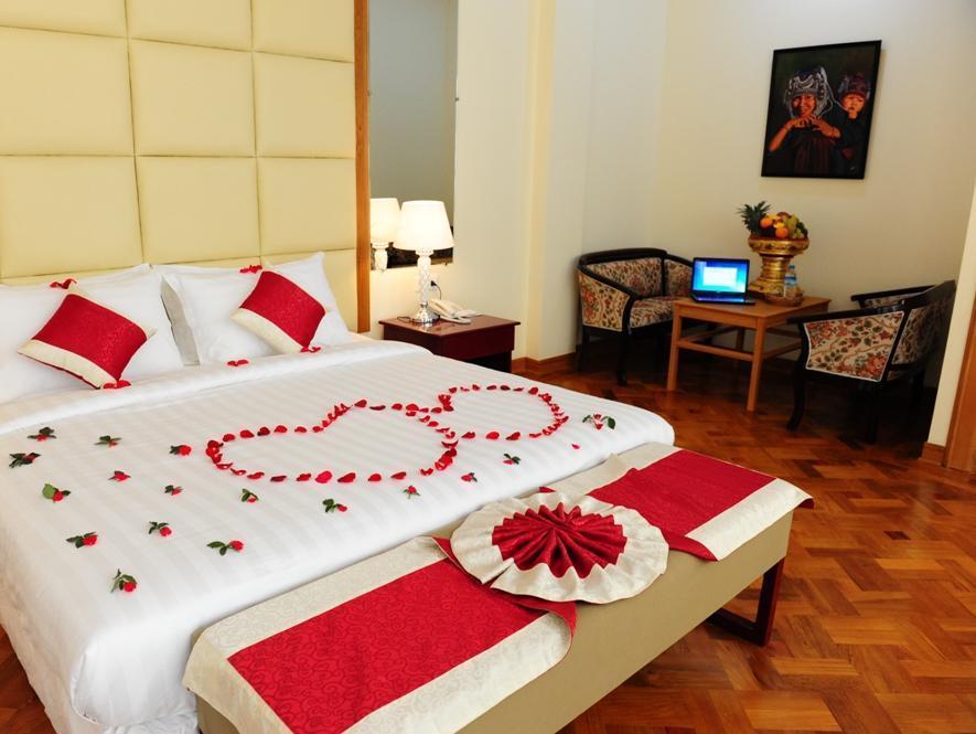 Royal Inlay Hotel نياونغ شوي المظهر الخارجي الصورة